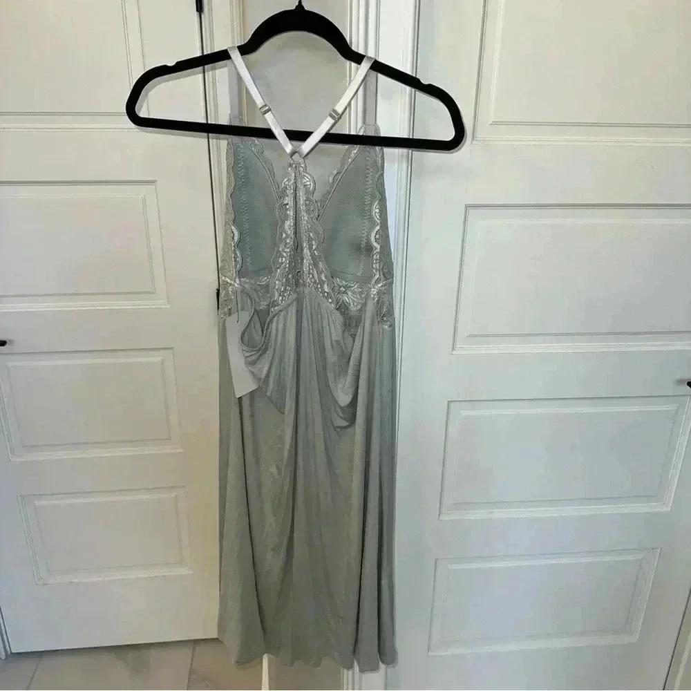 Daisy Fuentes Night Gown Womens 2x Green Lace Padded Racerback Lingerie Sexy NWT